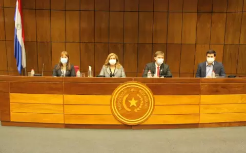 Brunetti: �Primero fui pol�tico y despu�s ministro�