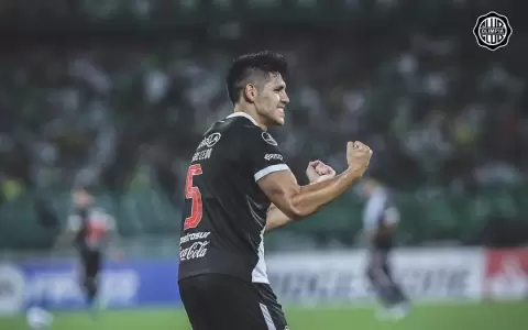 Olimpia empata ante Atl�tico Nacional y pasa a la tercera fase