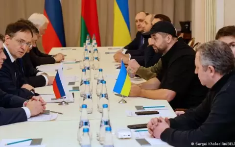 Rusia y Ucrania trabajan en un borrador de acuerdo de paz
