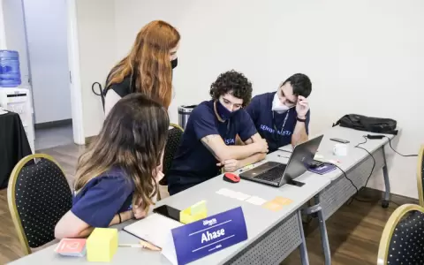 Koga anuncia su calendario de talleres y programas de formaci�n 2022