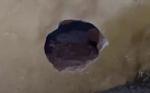 Abrieron un boquete con una cuchara y se fugaron