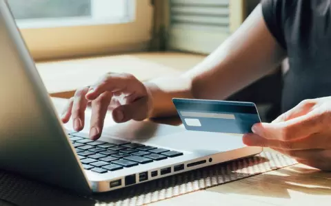Buen comportamiento de compras por internet en el segundo mes del a�o