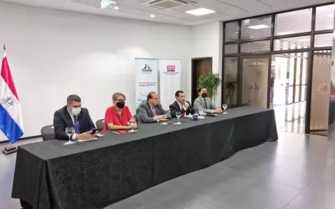 Tarifa de Itaip� sigue indefinida y anuncian licitaci�n a nivel mundial