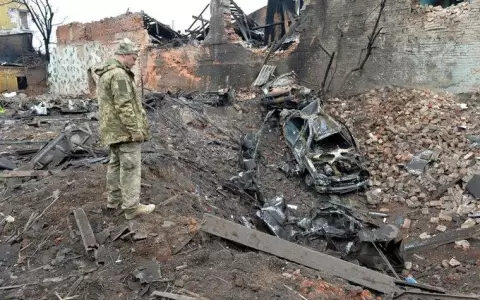 Rusia avanza sobre otras ciudades y mantiene cerco alrededor de Kiev