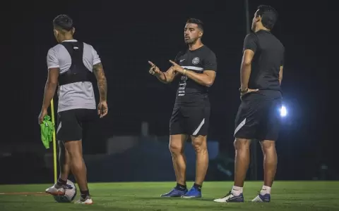 Julio C�ceres tiene el equipo confirmado para enfrentar a Col�n
