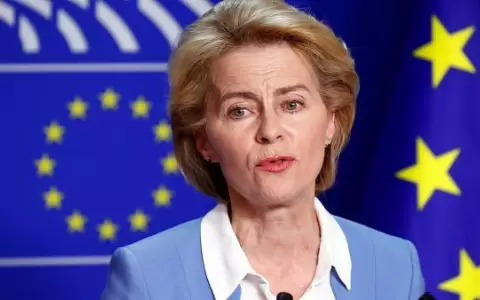 Bruselas avisa a empresas que pagar gas ruso en rublos viola sanciones