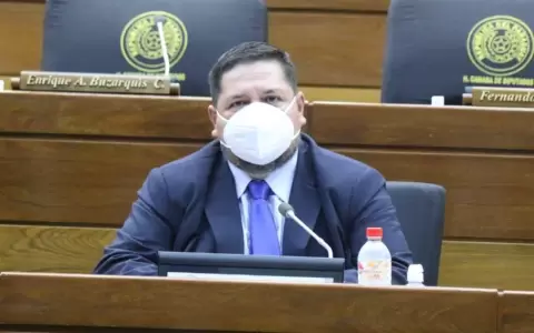 Diputado: �Es una burla que uno gane G. 30 millones y tenga cupos de combustible�