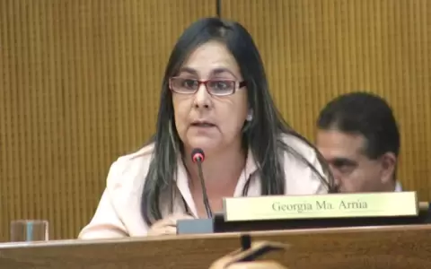 Ley que penaliza cierres de ruta busca �evitar que se vuelvan a producir aprietes�, seg�n senadora