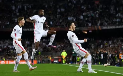 �Batacazo! Eintracht Frankfurt elimina a Barcelona en el Camp Nou
