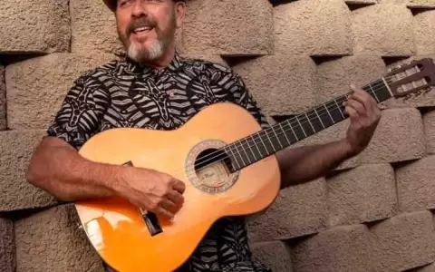 Concierto de Javier Ruibal con Purah�i Soul en el Juan de Salazar