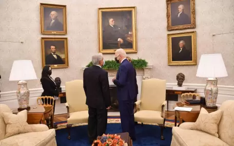 Biden, a favor de mantener la normativa que permite deportar a migrantes en caliente