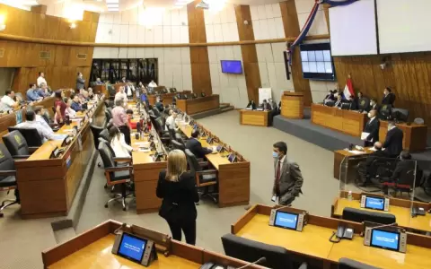 Sin cu�rum en Diputados para tratar proyecto de ley de subsidio al combustible