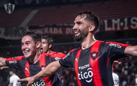 Cerro Porte�o se impone en la Nueva Olla ante Col�n de Santa Fe