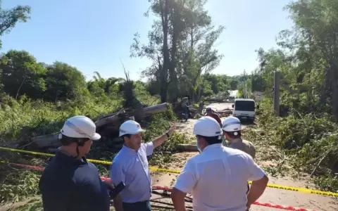 ANDE contin�a arduo trabajo para restablecer servicio de energ�a el�ctrica