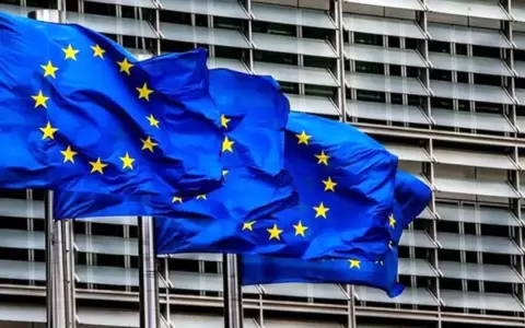 La UE debate con "urgencia" nuevas sanciones contra Rusia por invasi�n a Ucrania