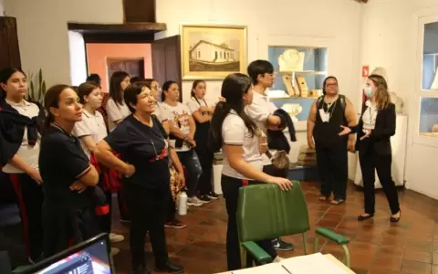 Jueves de �lecturas animadas� en la Manzana de la Rivera