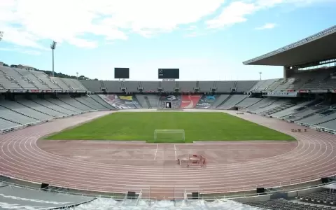 Barcelona jugar� durante una temporada fuera del Camp Nou