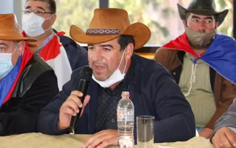 �Nadie podr� viajar en Semana Santa�, advirti� camionero que est� en contra del subsidio