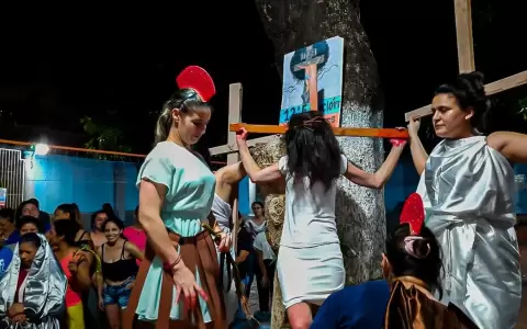 Semana Santa tras las rejas: tradici�n, esperanza y fe congregan a privados de libertad