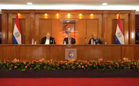 Homenajean a ministros salientes del TSJE