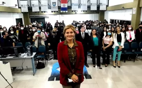 Mar�a Jos� Arga�a: �Una sociedad que a�sla a j�venes y mujeres est� condenada a fracasar�