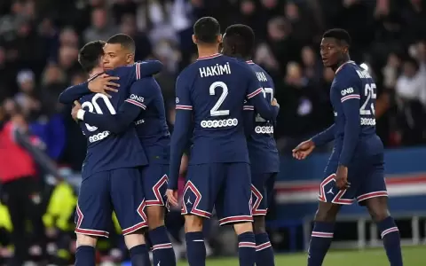 Mbapp�, Messi y Neymar se divierten en goleada del PSG