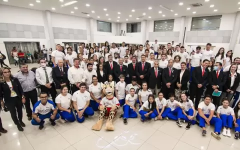 Atletas parten rumbo a los Juegos Suramericanos de la Juventud