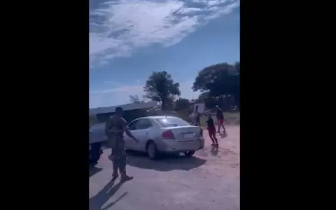Supuestos contrabandistas de combustible atacaron a agentes de la Armada