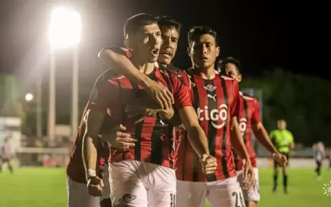 Gracias a Julio Enciso, Libertad vence a Guaire�a y retoma la punta