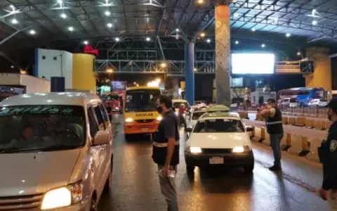 Ingresos al pa�s se recuperan por v�a terrestre y mejora oferta de vuelos