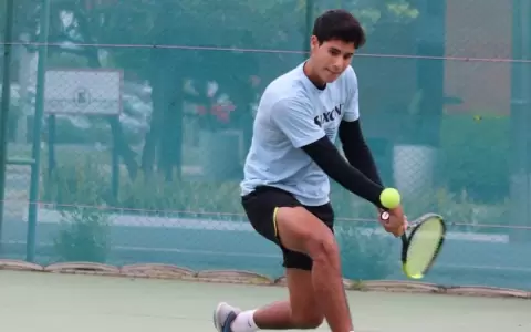 Adolfo Daniel Vallejo avanza a cuartos de final del Orange Park