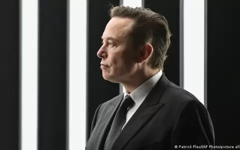 Elon Musk compra 9,2 por ciento de las acciones de Twitter