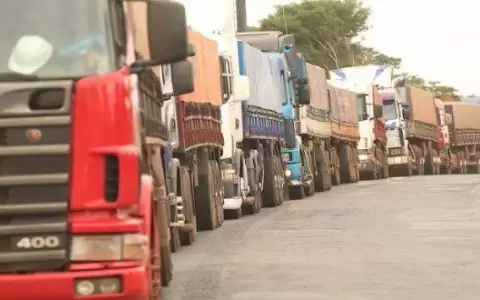 Camioneros de Tobat� y deliverys repudian corrupci�n de �ngel Zaracho