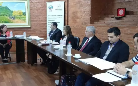 Reuni�n Conaderna - Senasa sobre creaci�n de agencia nacional de recursos h�dricos