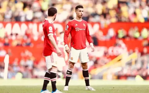 CR7 responde al abucheo de sus hinchas convirtiendo un hat-trick