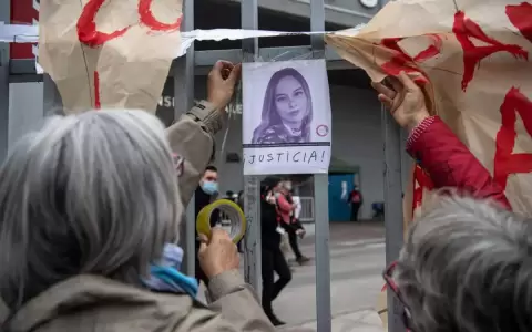 Muere periodista chilena baleada en la cabeza durante una marcha en Santiago