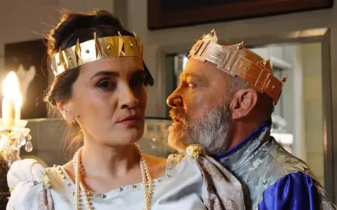"Ofelia iba fluyendo" en el Teatro Municipal