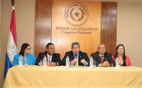 Diputados venezolanos buscan reanudar relaciones diplom�ticas con Paraguay