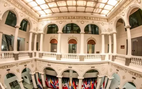 Informan "inminente consenso" en debatida ley del servicio diplom�tico