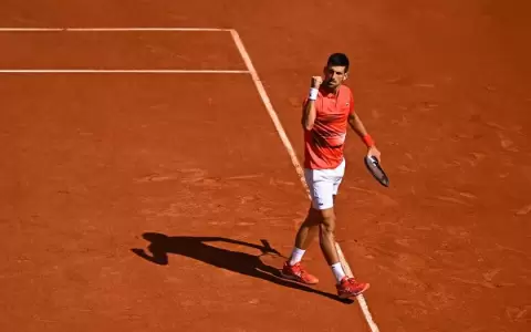 Djokovic destroza a Schwartzman y se mete en los cuartos de final