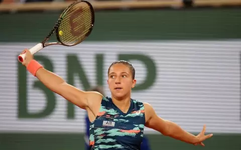 Otra sorpresa: veintea�era elimina en primera ronda a la campeona
