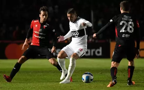 Olimpia cae y depende de un triunfo por m�s de un gol ante Cerro