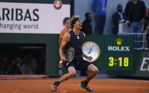 Zverev accede a semifinales tras vencer a Alcaraz en un partidazo