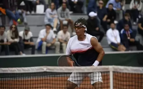 Debut victorioso de juveniles paraguayos en el Roland Garros