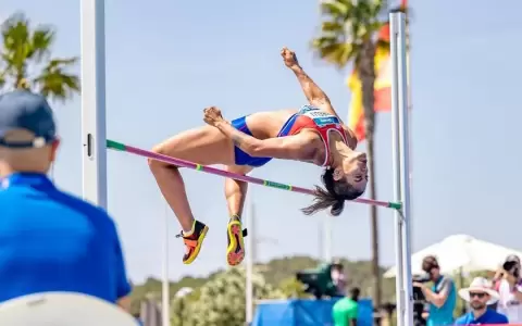 Camila Pirelli lidera en la primera jornada del Iberoamericano