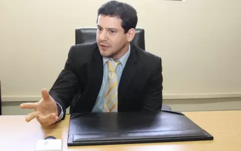 C�sar Rossel asegura no haber recibido �ayuda pol�tica� para ser candidato al TSJE