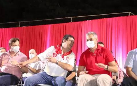 Gui�o de Abdo a Pettengill fue solo elogio, Hugo sigue siendo su candidato, aseguran