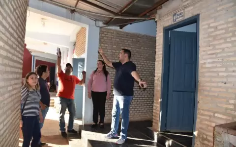 Inauguran sistema de seguridad con c�maras en escuela de Villa Elisa