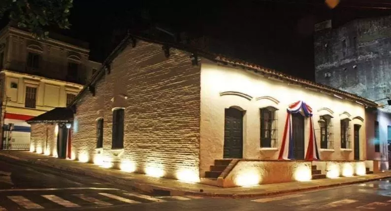 "Relatando la historia" en la Casa de la Independencia