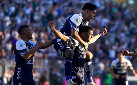 Gimnasia gana con doblete y asistencia de Ram�n Sosa
